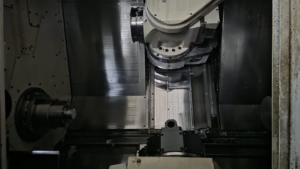Arbeitsraum eines CNC-Bearbeitungszentrums